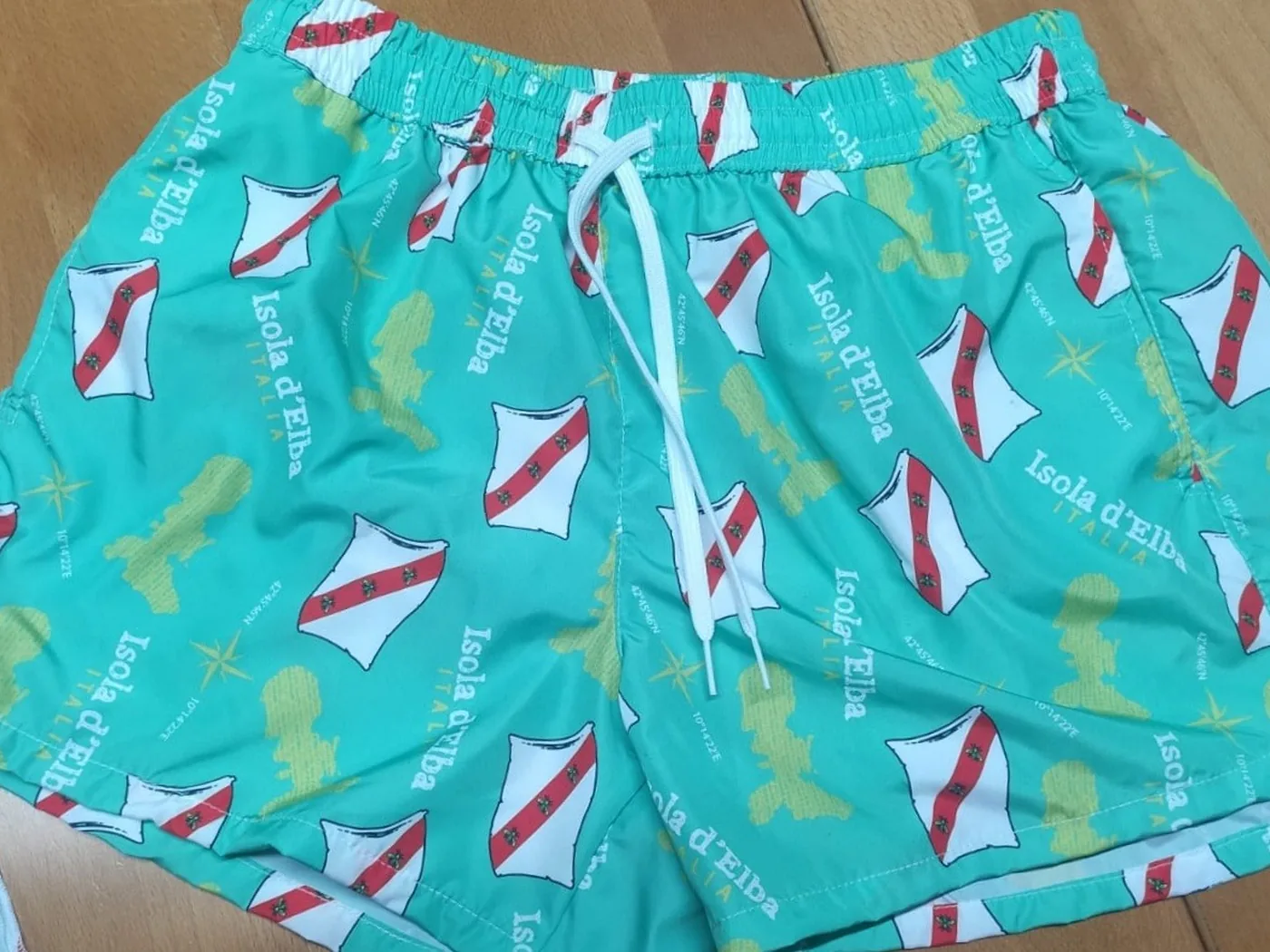 Costume da bagno con stampa sublimatica integrale a fantasia